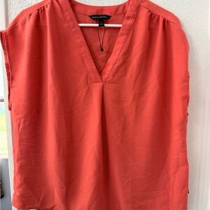 Banana Republic Coral Mixed-Media Pleated V-Neck Blouse - Size Medium